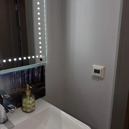 Apartamento Elegant Riverside Flat Riga