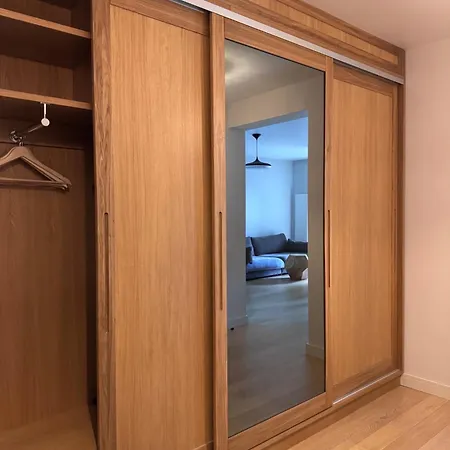 Apartamento Elegant Riverside Flat